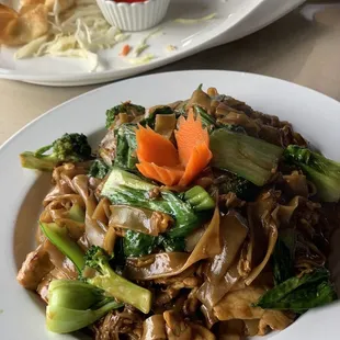 Pad See Eaw
