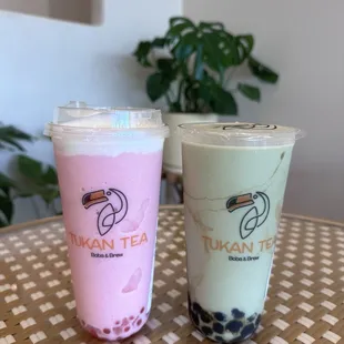 Strawberry creamy cloud and matcha oat milk
