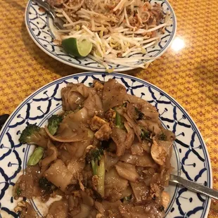 Pad Thai &amp; Siam Noodle