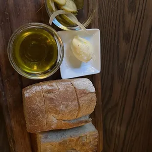 Delicious bread &amp; herbed olive oil