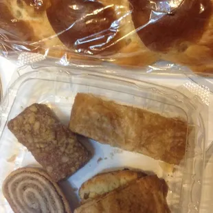 Kohlacki Aka Nut Rolls