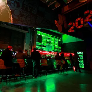 Tulips Bar