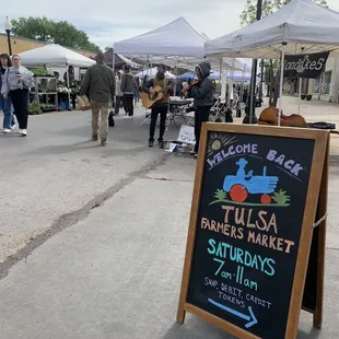  sign for the farmers market