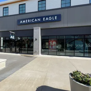 AE is having a huge SALE with Spring &amp; Summer attire slowing arriving!