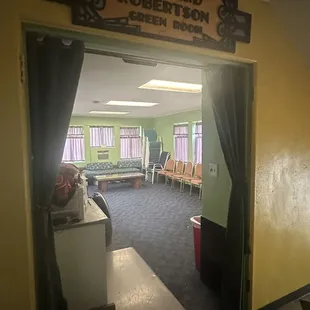 Their green room is green!
