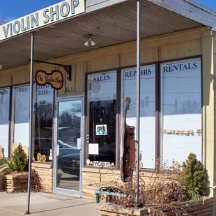 Tulsa Strings Store Front