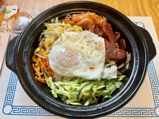 Yuan's Dumpling and Noodle House