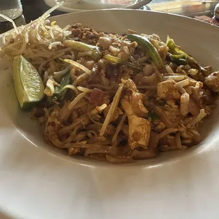 V14 Pad Thai (price without meat)