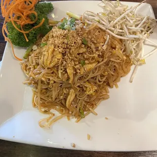 Chicken Pad Thai