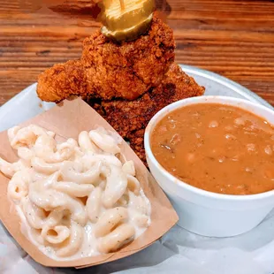 chicken wings and fried chicken, chicken wings, bbq chicken, bbq wings, fried chicken wings, chicken, fried chicken, poultry, food
