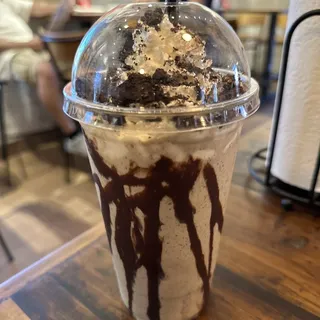 Oreo Cream Shake