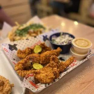 Clucking hot 3 pcs. chicken strips