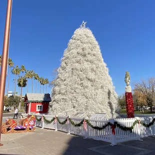 Tumbleweed Christmas Tree