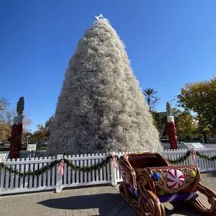Tumbleweed Christmas Tree