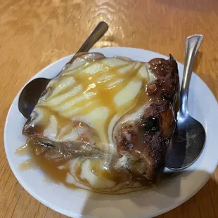 Pear bread pudding