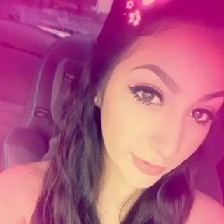 Dania M.