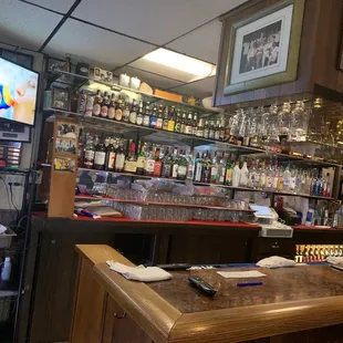 Bar!