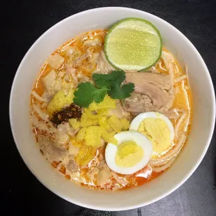 Ohn Noot Khout Swel (Chicken Coconut Noodle Soup)
