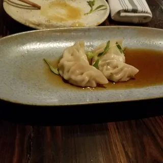 Steamed Chicken and Shrimp Dumplings