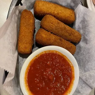 Mozzarella sticks