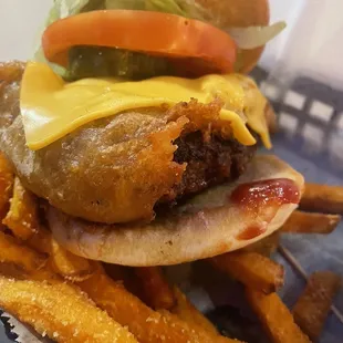 BEER BATTERED BURGER!