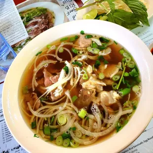 Combination pho. Good volume and Delicious soup.