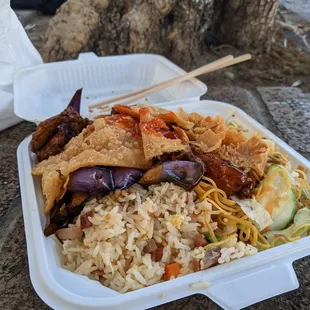 Lunch combo takeout