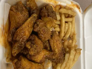 Tunis Wings and Subs