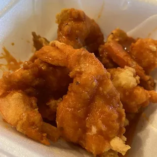 food, chicken wings and fried chicken