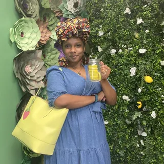 Dominique C.