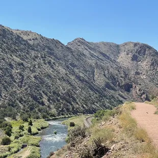 Tunnel Drive Trailhead