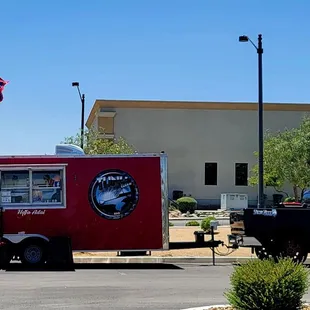 Can&apos;t miss the food truck