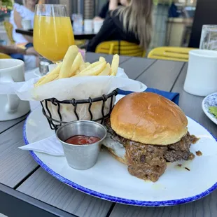 Whiskey &amp; Onion Smash Burger