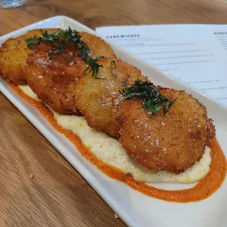 Famous Fried Green Tomatoes*