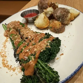 Rosemary & Parmesan Crispy Potatoes*