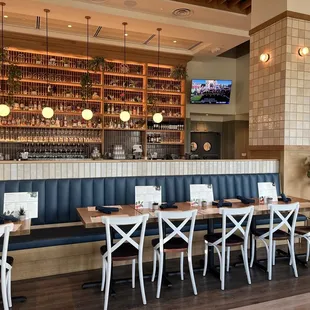 Beautiful bar and table seating