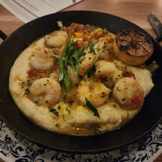 Tupelo's Shrimp & Grits (GF)