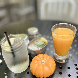Fresh squeezed orange juice