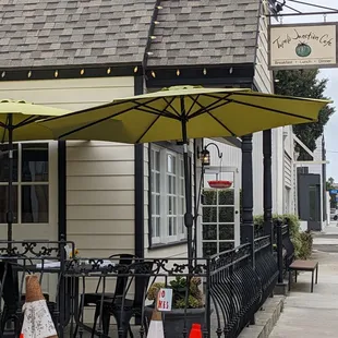 Front of cafe.