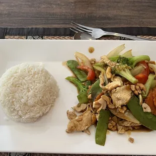 Cashew Chicken