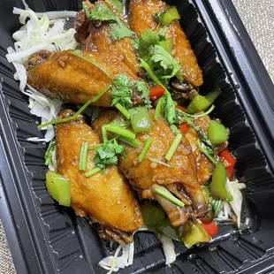 Tuptim Wings - Garlic Basil Sauce