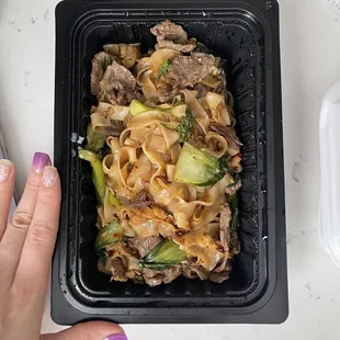 Drunken noodles with beef