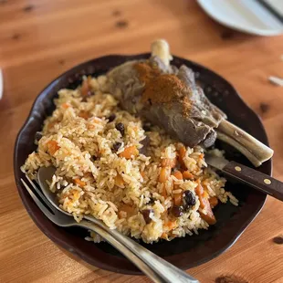 Polow Sliced With Lamb Shank