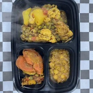 Mixed Vegetable Melody w/Chola Curry