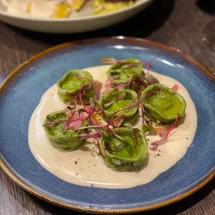 Green Tortellacci Prosciutto