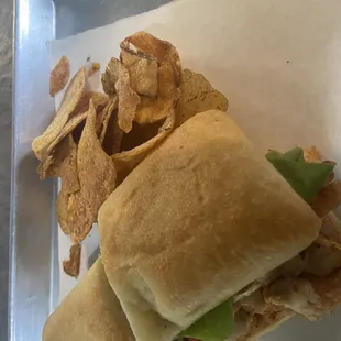 Turkey club with chips