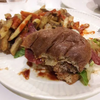 Grandma Burger w/ Fries