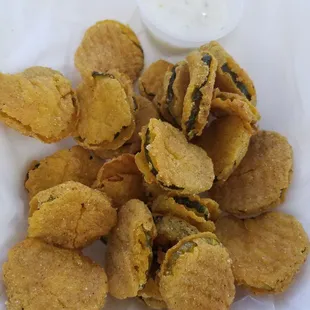 Great fried pickles....