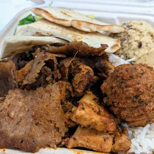 Donor mix and chicken combo plate