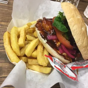 Best sammich. Chicken fried steak on pita bread from turkey!